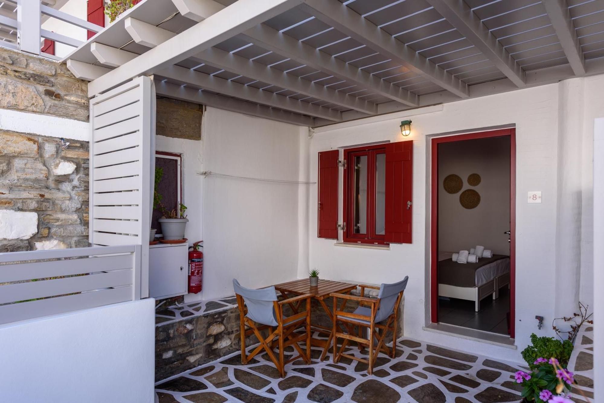Archipelagos Studios Naousa  Luaran gambar